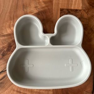 WE MIGHT BE TINY - Bunny Plates